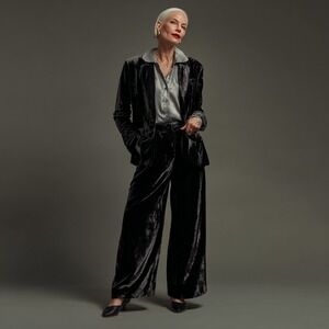 EVERY‎ Size S Black Crushed Velvet Blazer Women's Oversized Minimalist Dark